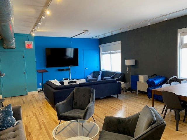 58-60-62 Spadina Avenue — photo 12